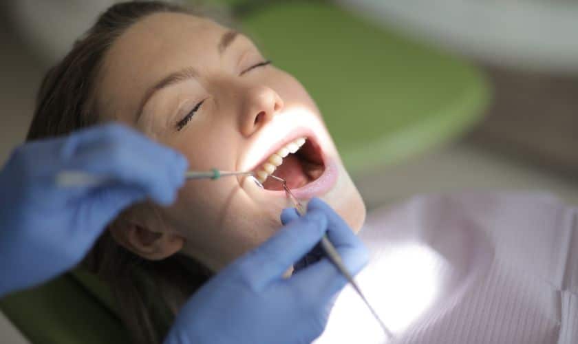 Achieving a Perfect Smile: The Benefits of Visiting a Cosmetic Dentist