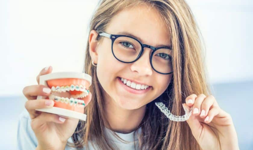 Invisible Aligners vs. Traditional Braces: Pros and Cons