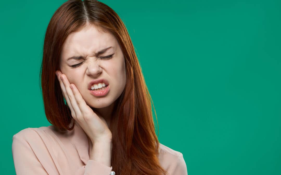 Weekend Dental Emergencies: What To Do When Dental Offices Are Closed?